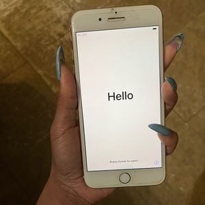 iPhone 8 Plus. Screen protector and case included